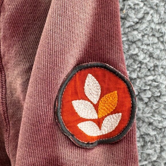 Ever Distressed Hoodie Sweatshirt With Kangaroo Pocket Arm Patch Size Small - Picture 8 of 10